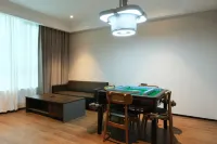 Bainian Hotel - parkir