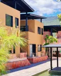 Mucheng Xichi Snow Mountain Art Resort Hotel (Baisha Ancient Town Branch)