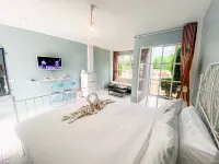 Na Banmae Resort Hotels in Phichai