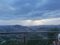 Navid's Holiday Resort and Hotel, Murree - Mountain view