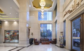 Venus International Hotel (Shengping Subway Station)