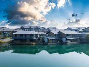 Qianli Zou Danqi Ganlushan Homestay (Wuhan Ganlushan Wenchuangcheng)