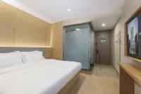 Elong Anyun Hotel (Yangcheng Peninsula Amusement Park Weiting Subway Station) Hotels in Suzhou