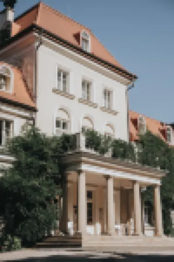 Dwór Sieraków Отели в г. 