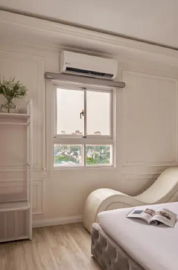 Quy Hung Hotel Central