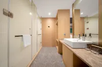Yitel (Chongqing Jiefangbei Hongyadong) Hotel dekat Gua Hongyadong