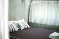 퍼즈 리조트 앤 바