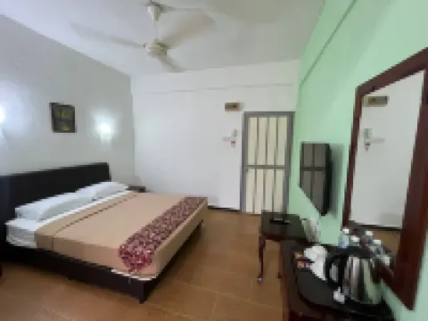 Collection O Analisa Beach Resort