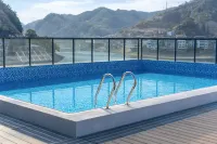 Zizaichuan Boutique - Swimmingpools
