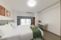 Boju International Apartment Hotel (Wanda Plaza) - Condos