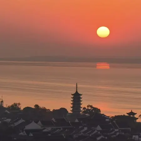 Linchao Apartment (Haining Yanguan Guanchao Scenic Area)