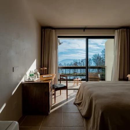 Dali River Waterway Family and Children's Homestay (Erhai S Bay Ecological Corridor Store)