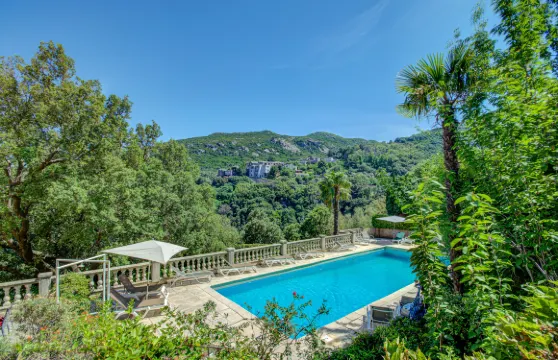 濱海道路餐廳酒店