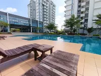 Railway Stylish Homestay (3Br3B) 6Pax by Cowidea Hotels in Senai