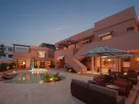 Yueqi Bay Homestay (Wanning Riyue Bay) 완닝 호텔