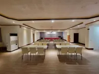 Dongguang Hot Spring Hotel - Hot Springs