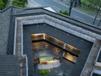 Light and wind ROOF Tangquan House (OMG Heartbeat Park Store) Hotels near Yaolin Wonderland Scenic Area