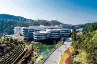 Huishui Bainiaohe Intelligent Holiday Hotel