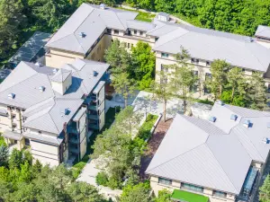 ChangBaiShan  Academy  Tianchi Hotel