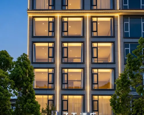 7Days Inn Select Hotel (WeiShan Ancient City Weishan Station) Hotel a Weishan