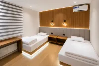 Luxora Hotel