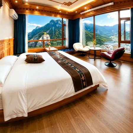 Green Grain Moments · Cloudview Homestay (Zhagana Scenic Area)