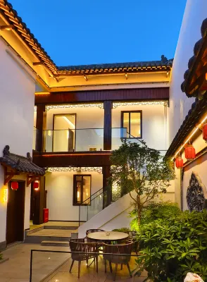 Jinyuan Wenfu Guesthouse (Luoyi Ancient City Lijingmen Branch) Hotel di 