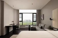 Atour Hotel（Kaifeng North Station New Area Government）