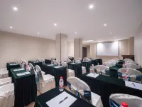 Qujing Qilin Qingpo High Grade Hidden Luxury Design Hotel (Qilin Garden) Hotels in Qujing