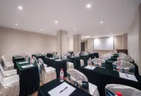 Qujing Qilin Qingpo High Grade Hidden Luxury Design Hotel (Qilin Garden)
