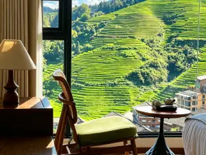 Go to see the mountain dwellers (Longji Jinkeng terraced shop)