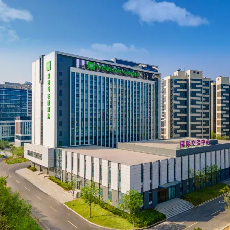Wyndham Garden Hotel Jinan (West Railway Station)