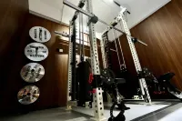 Rujia Ruibai Cloud Hotel (Linjiang Jiangxin Island Branch) - Spor Salonu