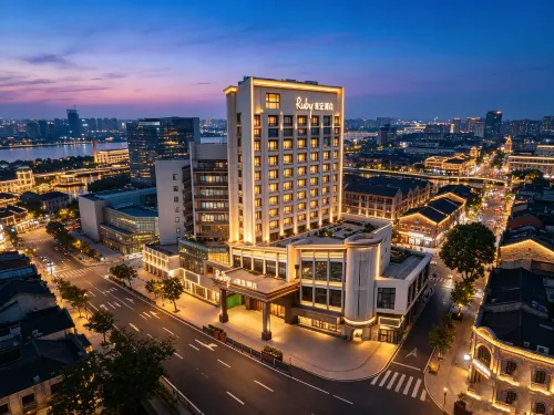Ruby Bella Hotel （Ningbo Old Bund & Tianyi Plaza)