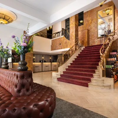 NH Atlanta Rotterdam Hotels near Huis Sonneveld