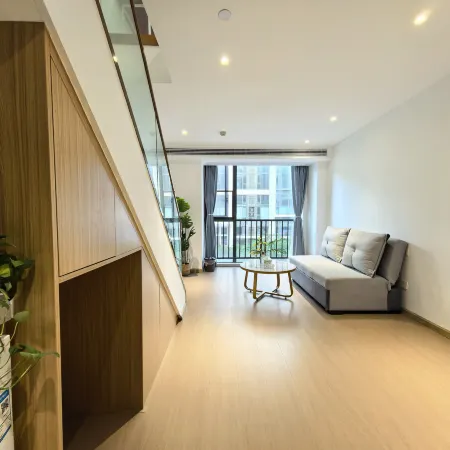 Hailan Movie Apartment (Tianhe Airport Aviation Headquarters Subway Station)