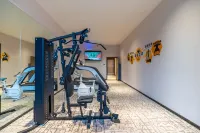 Wenhua Lijing · Joyful Stay Hotel - Spor Salonu