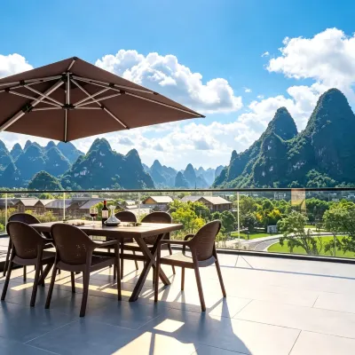 Guyueyuan · Guanshan | Moment · View · Design Homestay (Yangshuo High-Speed Railway Station) Hotel in zona Yangshuo Railway Station