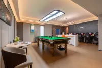 Ye Yuchen E-sport Movie Hotel (Cangzhou Station Branch) - 2-Star