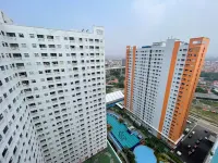 Apartemen Green Pramuka City by Erna - Balkoner