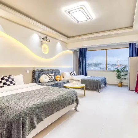 Fugitive Princess Homestay (Yanbian University Internet Red Wall Store)