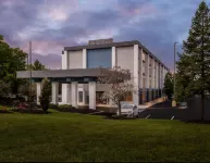 Spark by Hilton Syracuse Carrier Circle - 3-Star