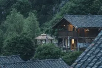 Kameizhai Yunqi Courtyard House - Mountain view