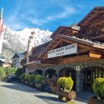 iH Hotels Courmayeur Mont Blanc Hotels near Aretù