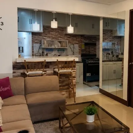 Lakeshore Villa