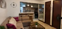 Lakeshore Villa - Виллы