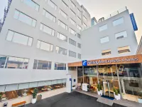 Holiday Inn Express & Suites Vijayawada by IHG Hotels near Kanakadurga temple