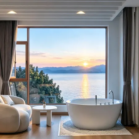 Starry Bay Retreat · Ermi Sea View Homestay (Erhai Ecological Corridor Branch)