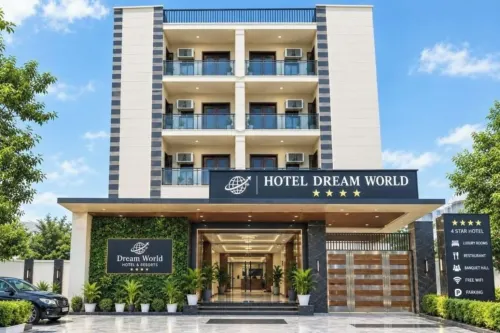 Hotel Dream World Delhi IGI Airport - 3-Star