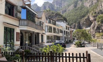Xiangyanlou Inn
